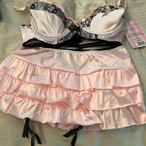 NWT pink lingerie size small